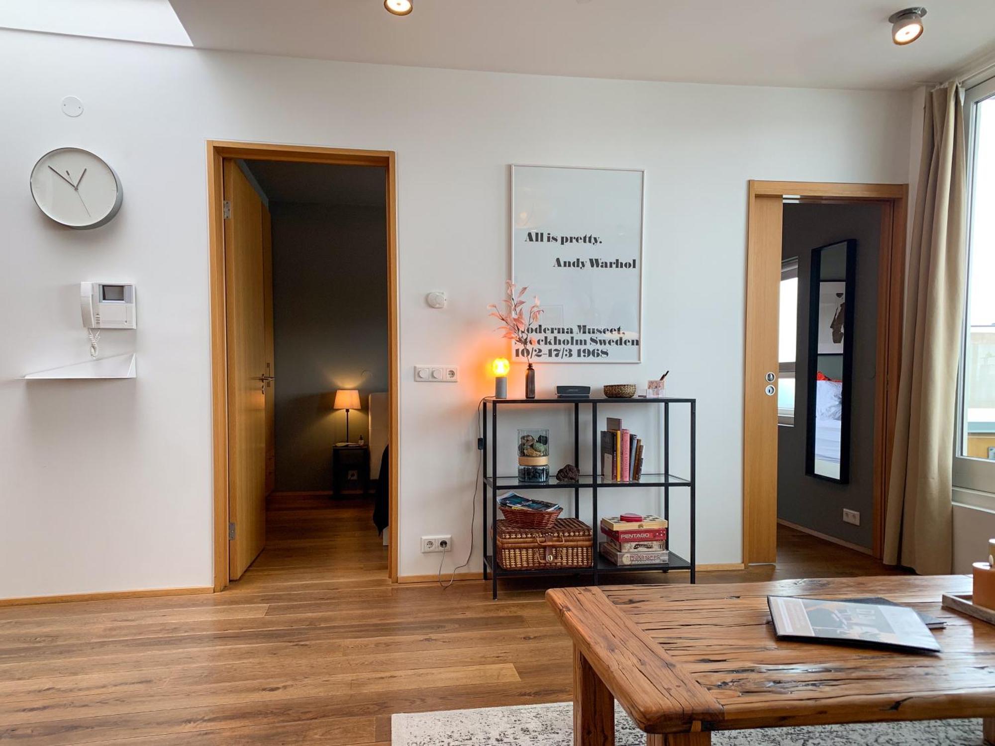 Laugavegur Penthouse Apartment Reykjavik Bagian luar foto
